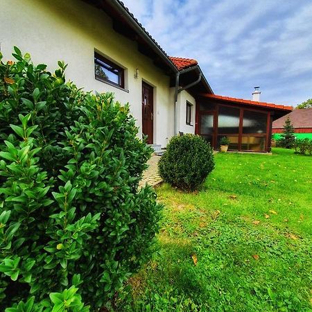 Domek Cisarsky Villa Sluknov Bagian luar foto