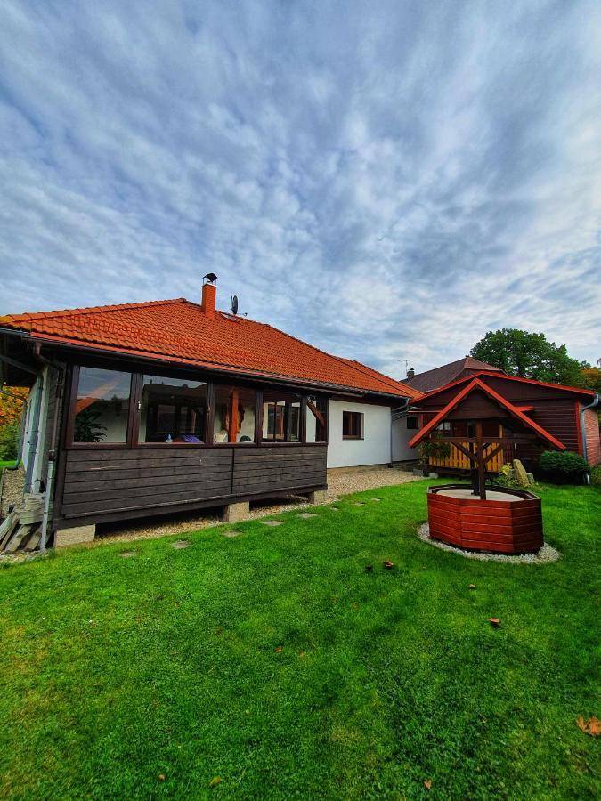 Domek Cisarsky Villa Sluknov Bagian luar foto