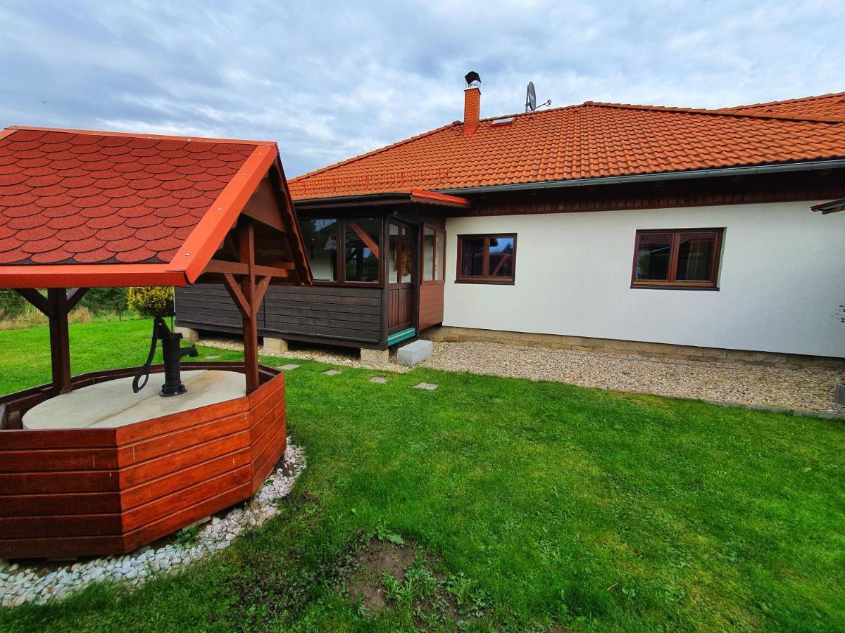 Domek Cisarsky Villa Sluknov Bagian luar foto